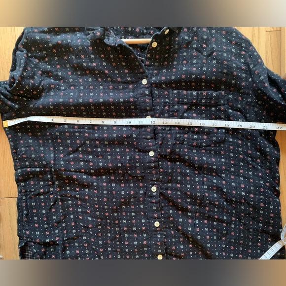 Madewell // Oversized Ex-Boyfriend Shirt in Mayfair Foulard - Picture 8 of 10